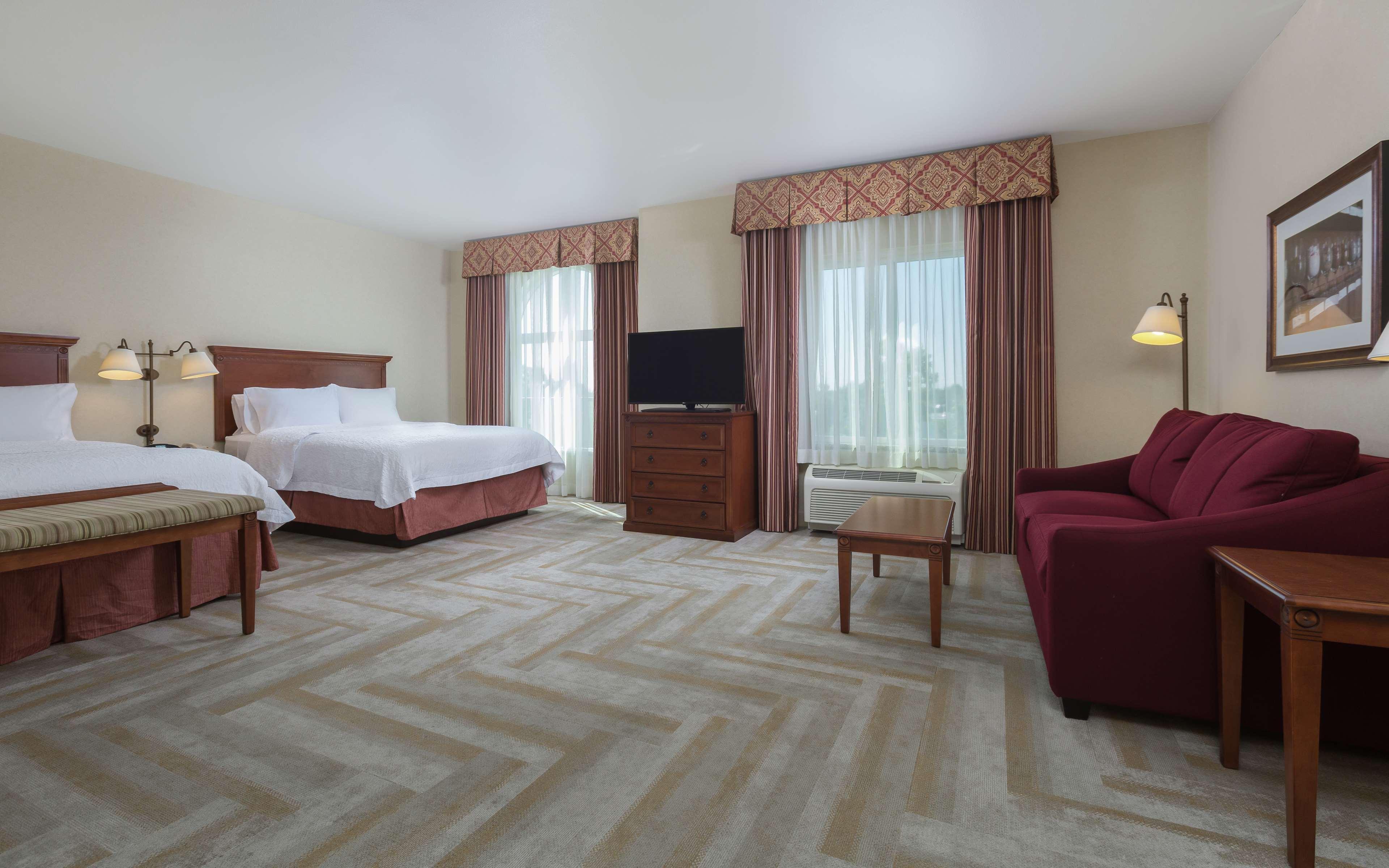 Hampton Inn & Suites Лодай Екстер'єр фото