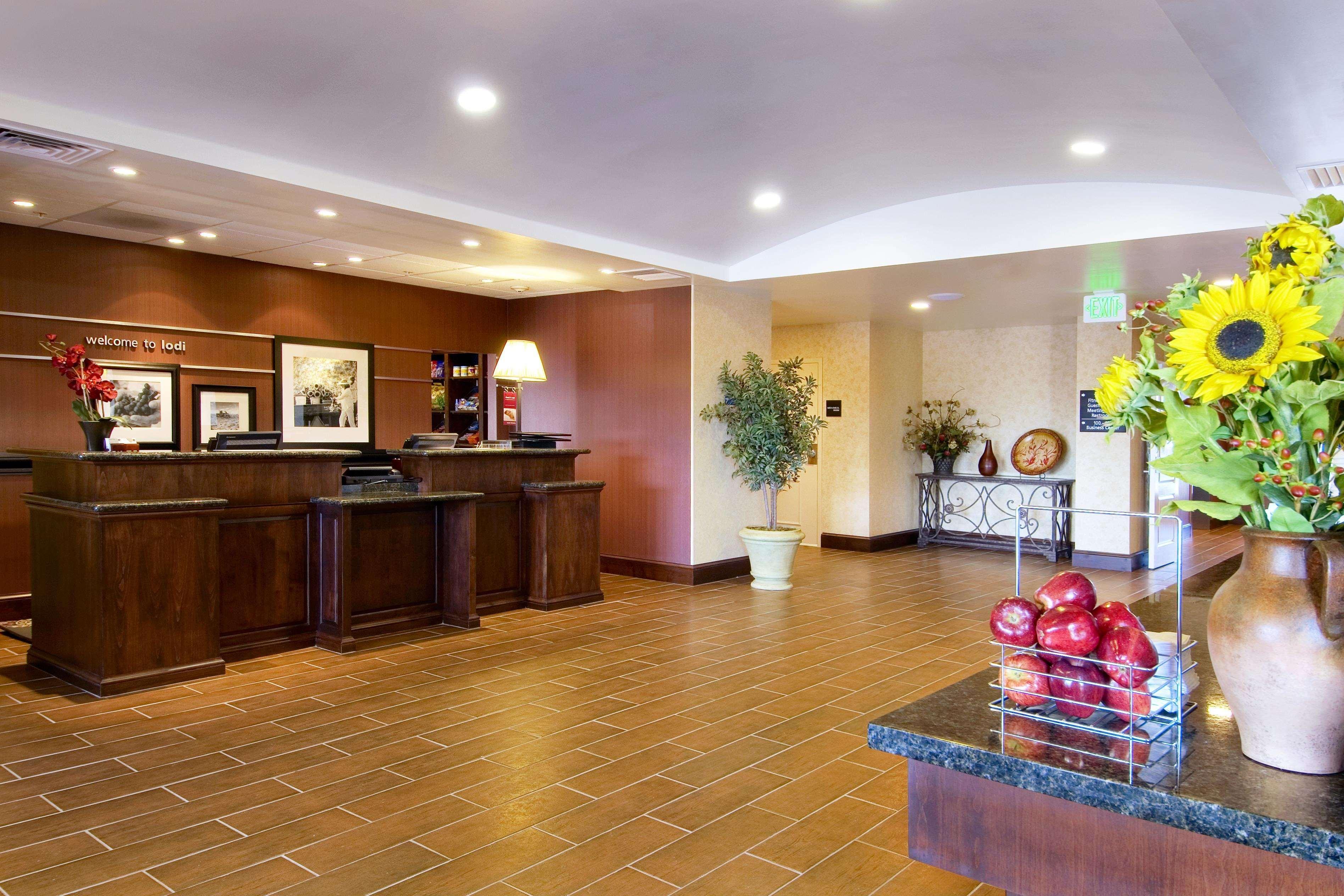 Hampton Inn & Suites Лодай Інтер'єр фото