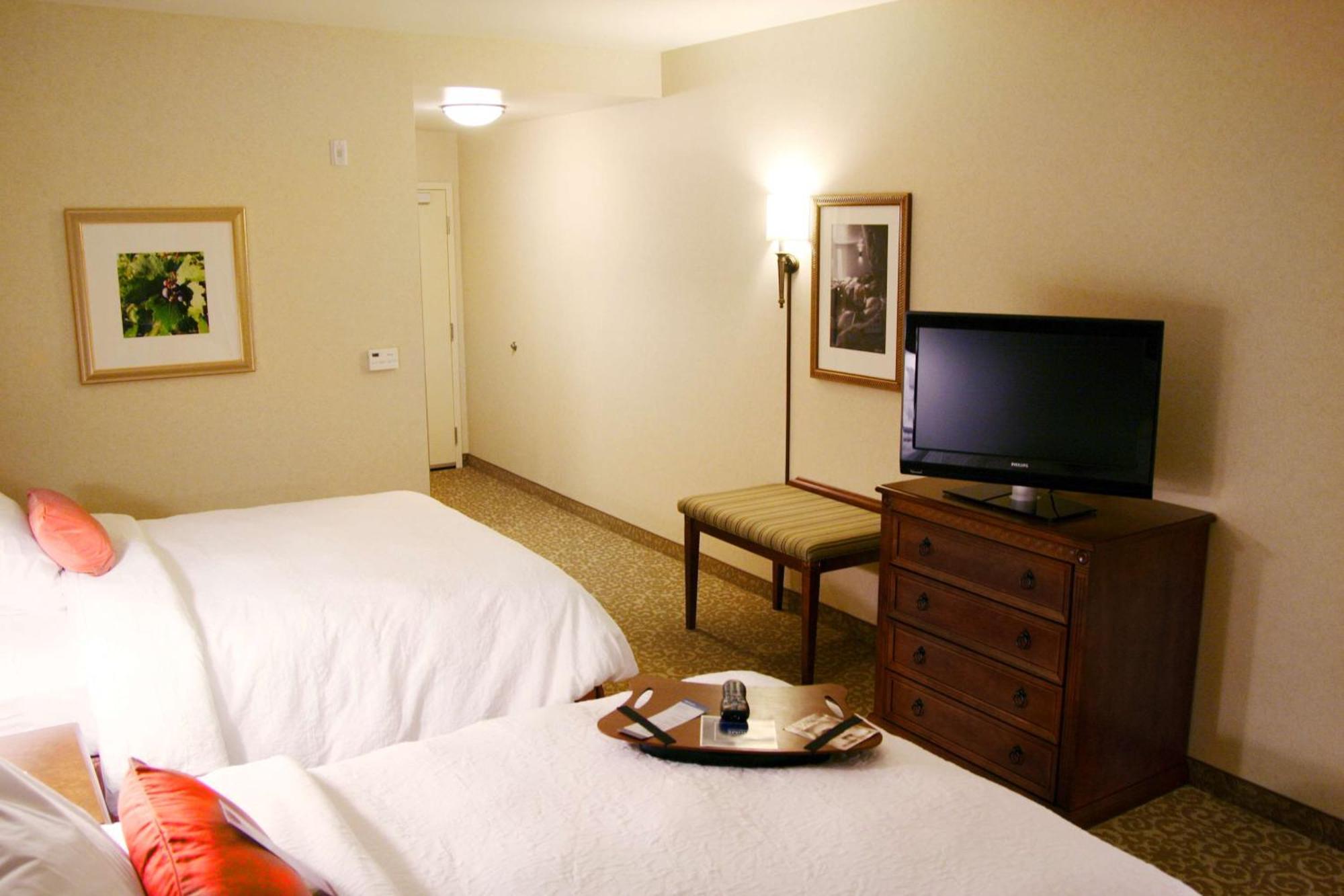 Hampton Inn & Suites Лодай Екстер'єр фото
